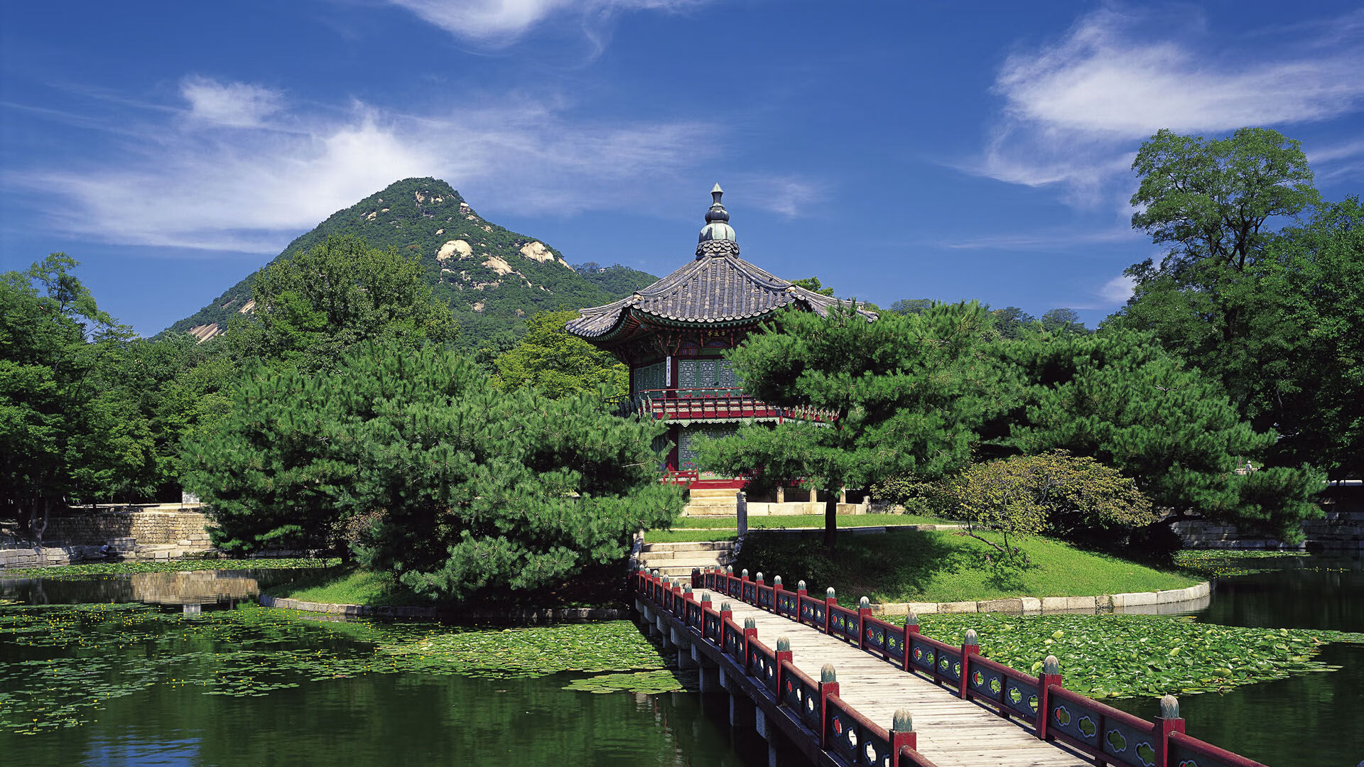 西甲豪门巅峰对话:华丽技术与战术的较量,西甲豪门球队